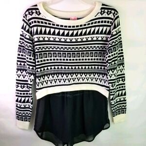 Black White Sweater w/Black Peplum Bottom. Size S